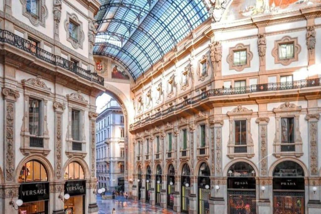 Ad Un Passo Dal Duomo Elegante Appartamento Wifi Milano Eksteriør billede