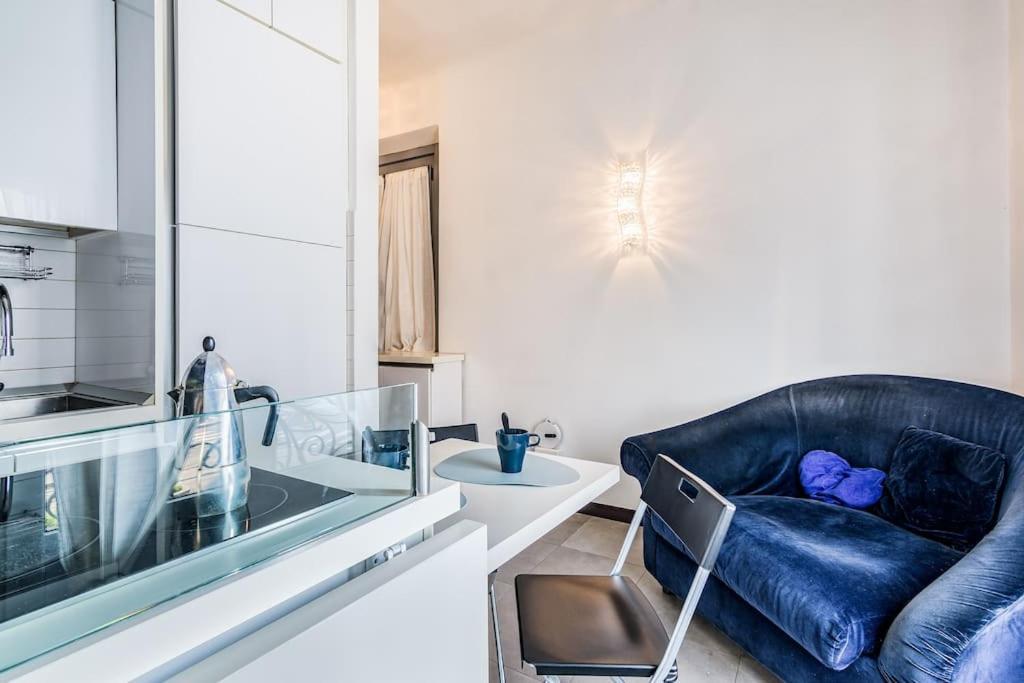 Ad Un Passo Dal Duomo Elegante Appartamento Wifi Milano Eksteriør billede